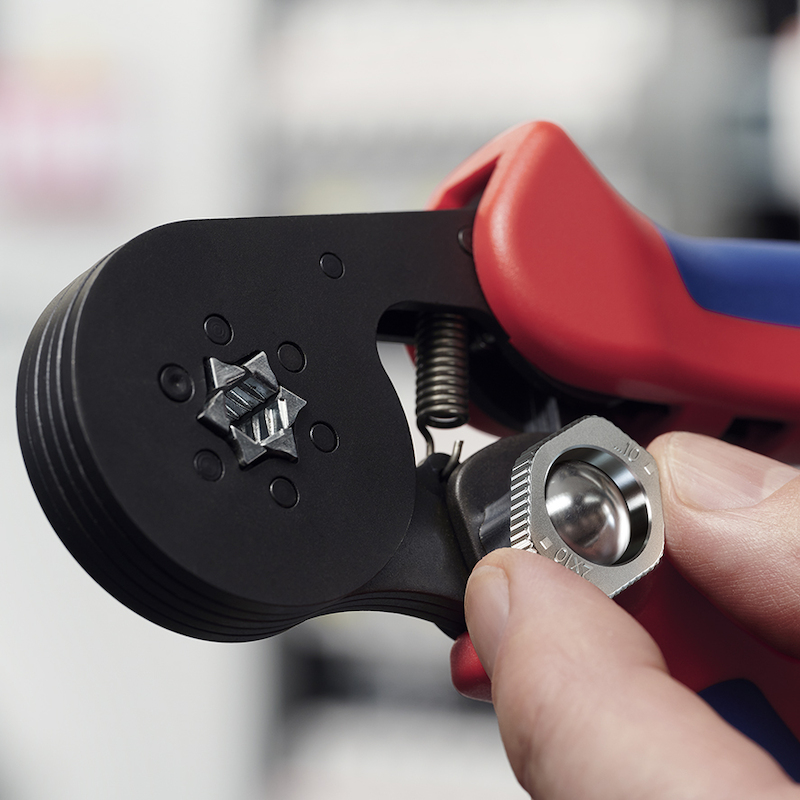 KNIPEX 975314 ZELFINSTELLENDE KRIMPTANG VOOR ADEREINDHULZEN