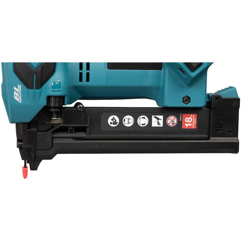 ACCU-NIETMACHINE 18V/2X5AH  DST630          MAKITA