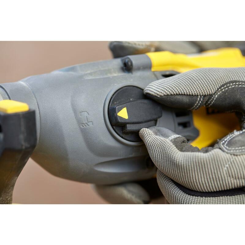 ACCU-COMBIHAMER 18V/BODY    SFMCH900B      STANLEY