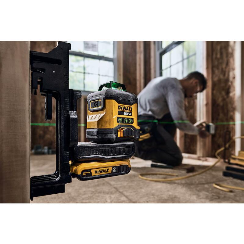 LIJNLASER COMPACT 18V/2AH   DCLE34031D1     DEWALT