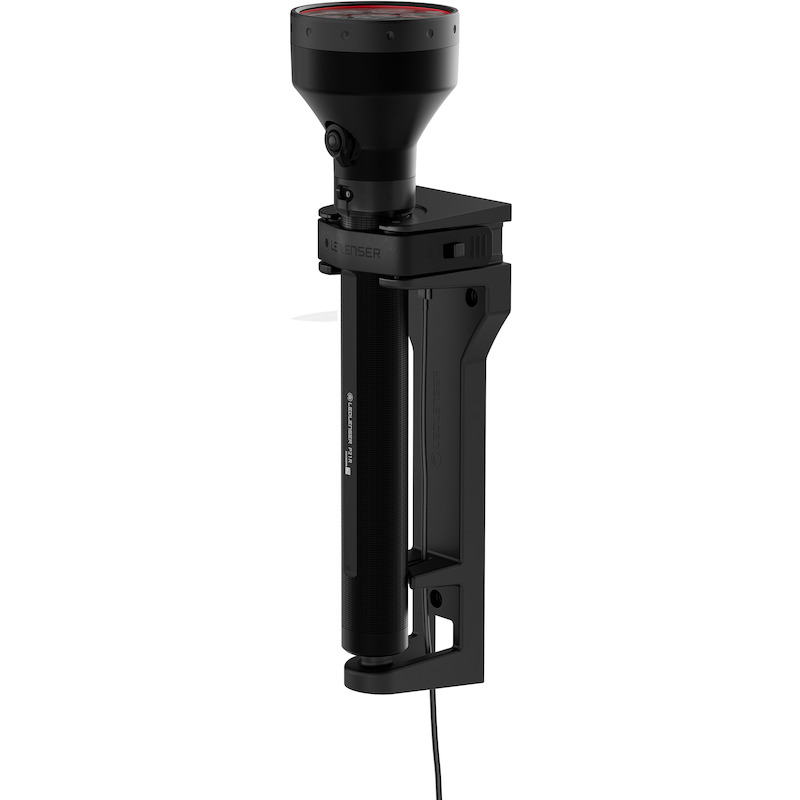 LAMPE POCH.12000LM-1100M-25 P18R RECHARG.LEDLENSER