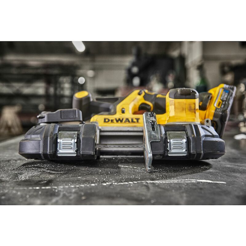 ACCU-LINTZAAG 18V/BODY      DCS378N         DEWALT