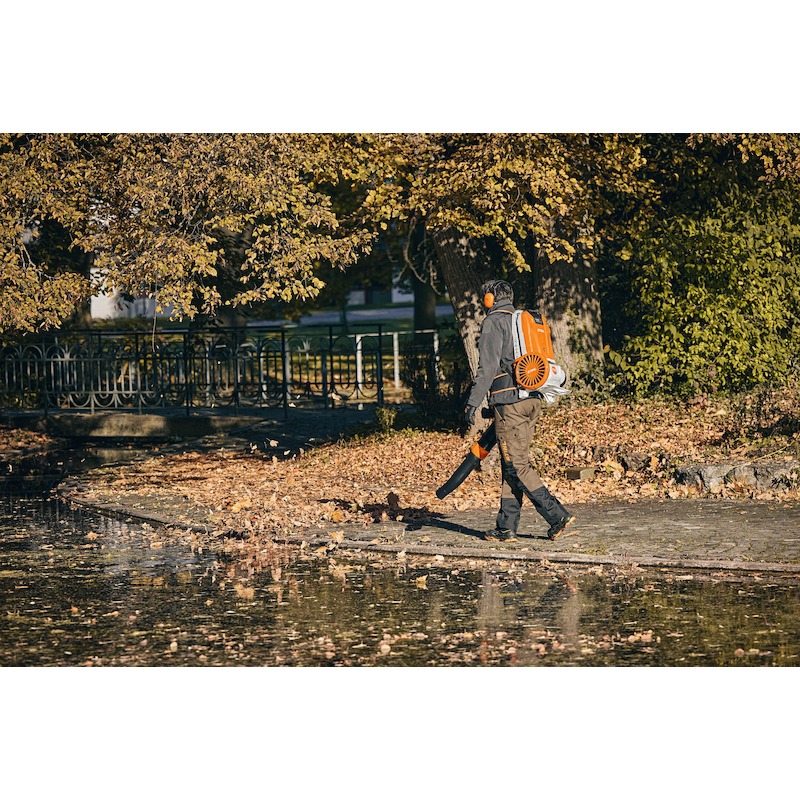 ACCUBLADBLAZER 36V/BODY     BGA 300          STIHL