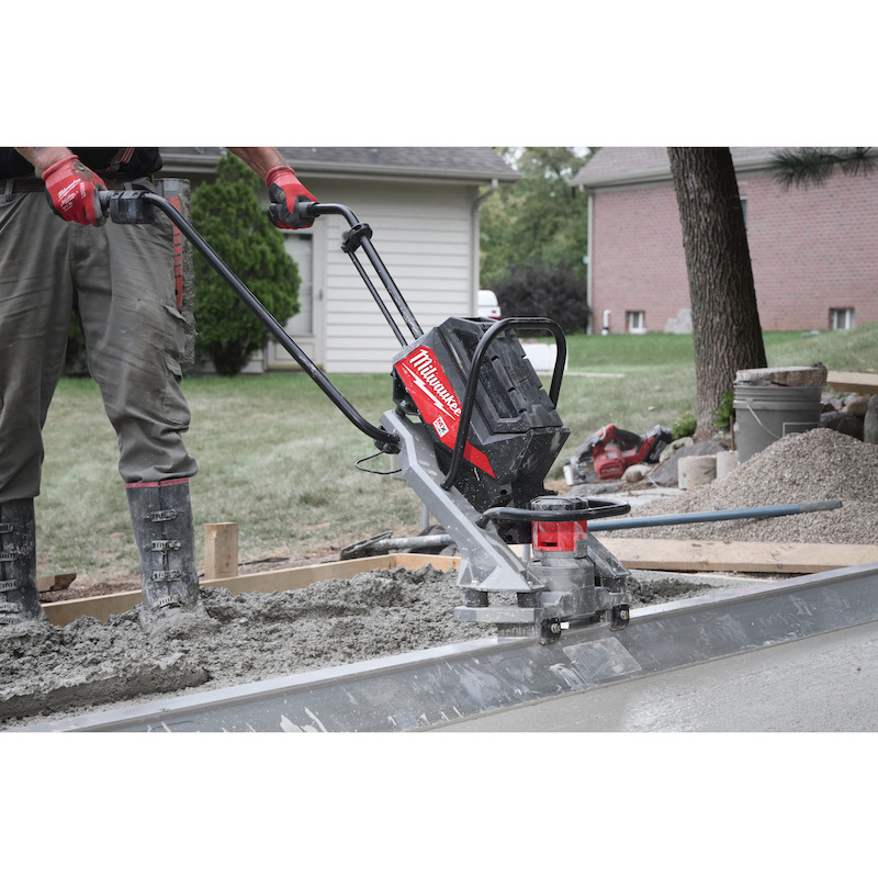 REGLE VIBR.BETON  72V/2X3AH MXF PSC-302  MILWAUKEE