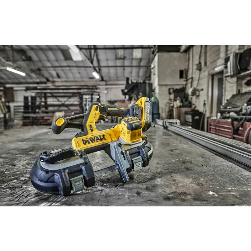 ACCU-LINTZAAG 18V/BODY      DCS378N         DEWALT
