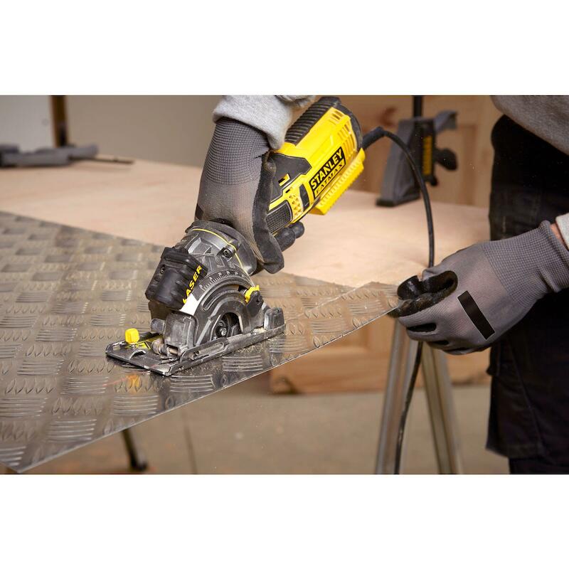 HANDCIRKELZAAG 650W MULTI   FME380K        STANLEY