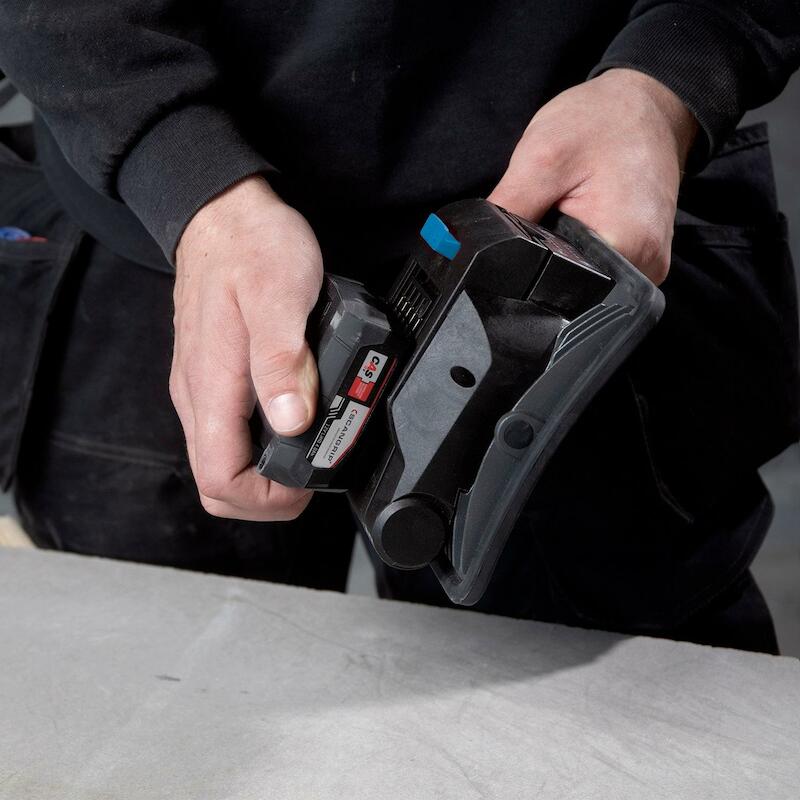 ACCUWERFLAMP 18V/BODY       NOVA 2 CONNECT SCANGRI