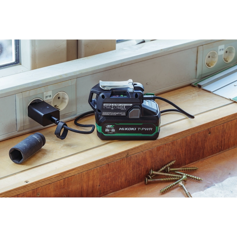 OPLADER 18V USB-C           UC18DA          HIKOKI