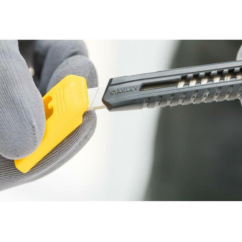 CUTTER SM 9MM               1-10-150 130MM STANLEY