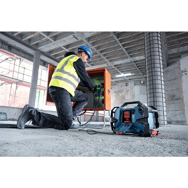 ACCU-RADIO 18V 2XAAA        GPB 18VH-6 SRC   BOSCH