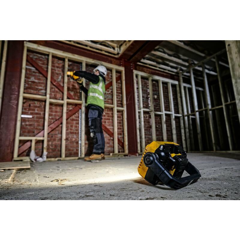 LAMPE DE CHANTIER 18V/BODY  DCL077  LED     DEWALT