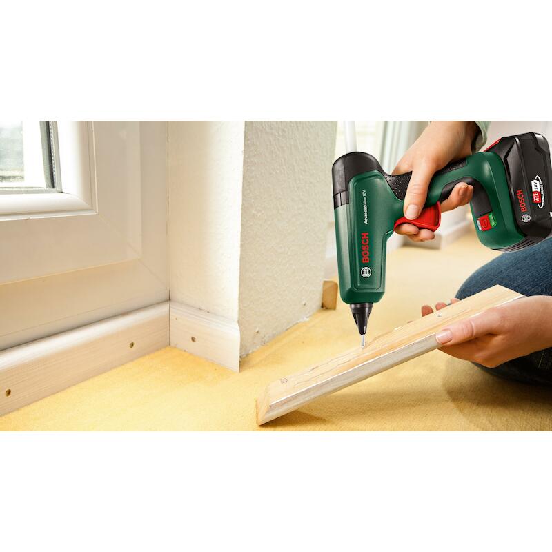 PISTOLET À COLLE 18V/BODY   ADVANCEDGLUE     BOSCH