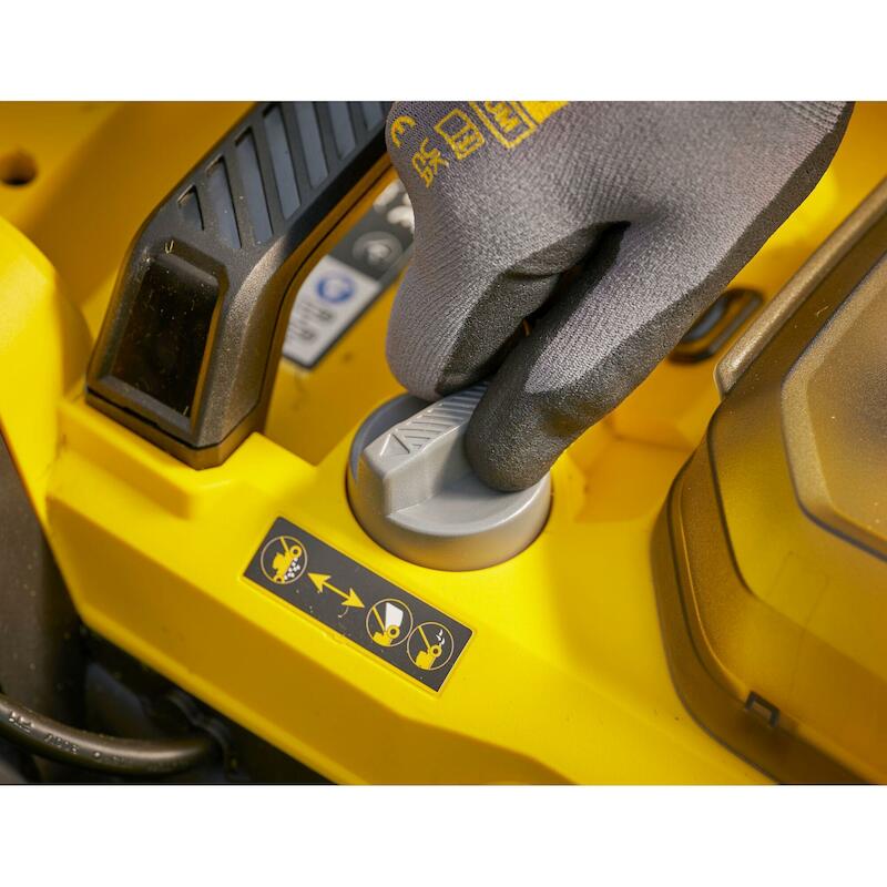 ACCU-GRASMAAIER 18V/4AH     SCMWP3401M1    STANLEY