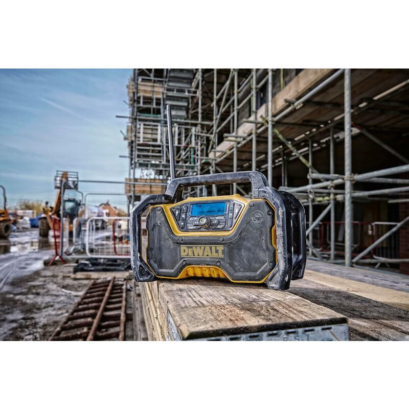 RADIO XR DAB+ 12/18/54V     DCR029          DEWALT