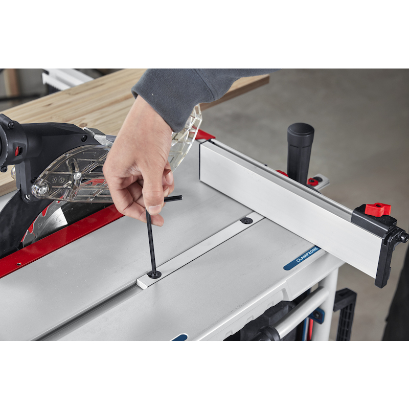 TAFELCIRKELZAAG 1850W/216MM GTS 70-216       BOSCH