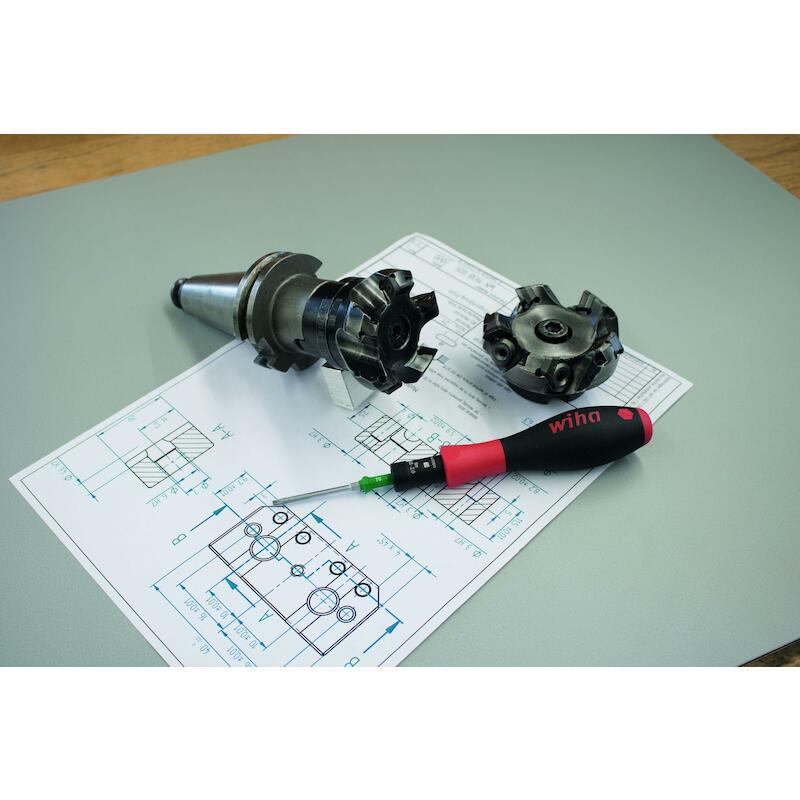 MOMENTSCHROEVENDRAAIERSET TORQUEVARIO-S 0,8-5,0 NMTORX, TORX PLUS 14-DELIG VARIABEL INSTELBARE MOMENTBEGRENZING INCL. BOX - 2852S1001 - WIHA