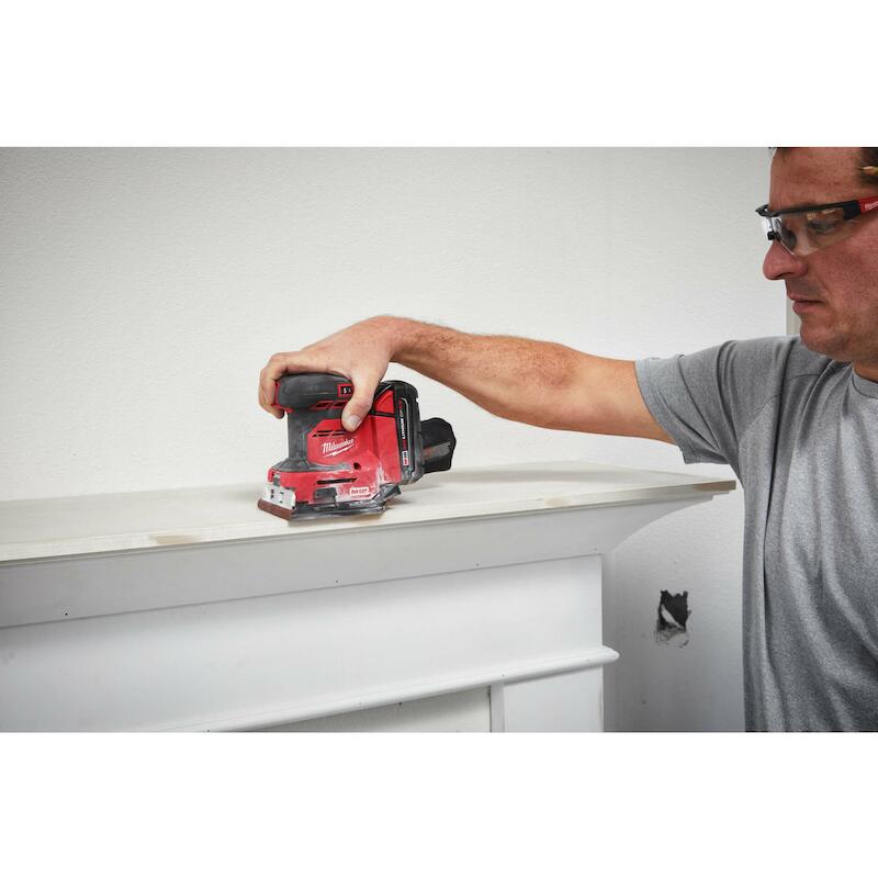 ACCUVLAKSCHUURM.18V/2X5AH   M18BQSS-502B MILWAUKEE