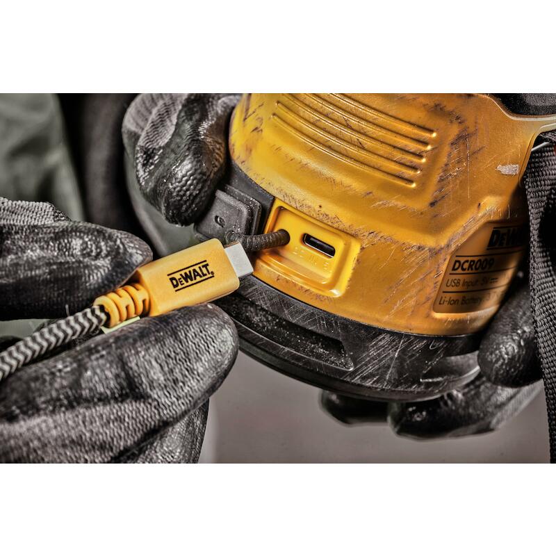 LUIDSPREKER USB-C 3,7V      DCR009          DEWALT