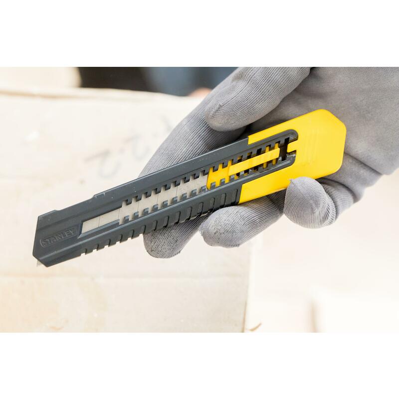 CUTTER SM 18MM              1-10-151 160MM STANLEY