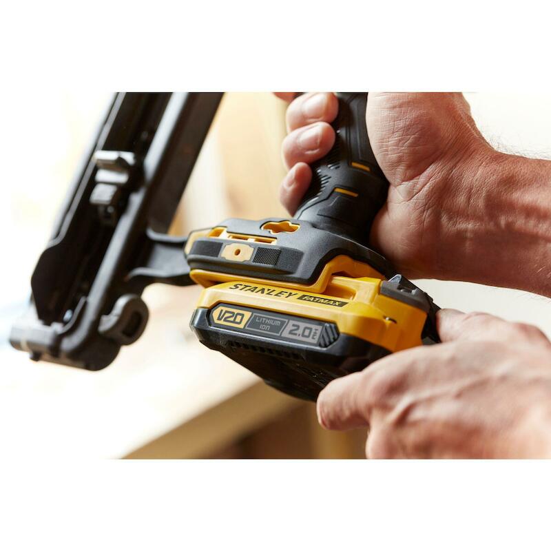 CLOUEUR/ACCU 18V/2X2AH      SFMCN616D2K    STANLEY