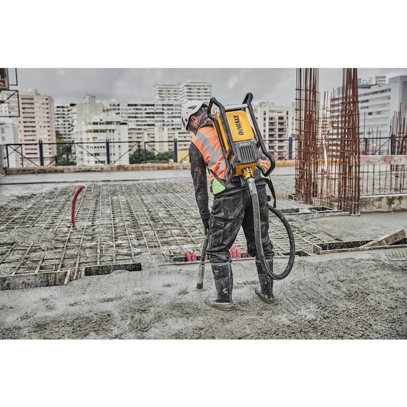 ACCU-BETONTRILNAALD 18V/BOD DCPS310N POWERSH.(RUG)
