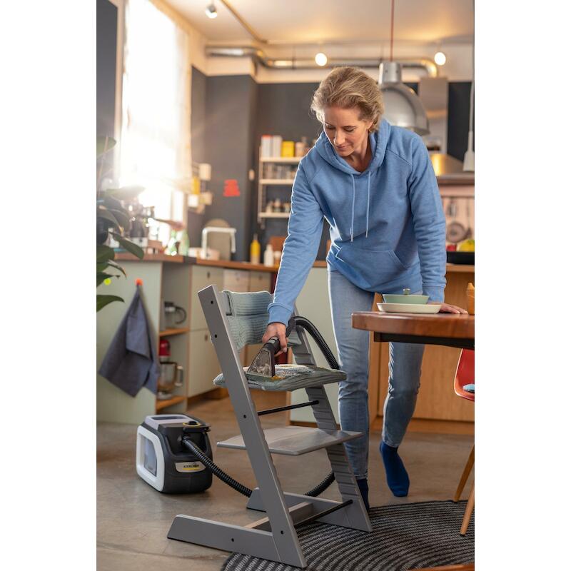 ACCU-TAPIJTREINIGER 18V/BOD SE 3-18        KARCHER