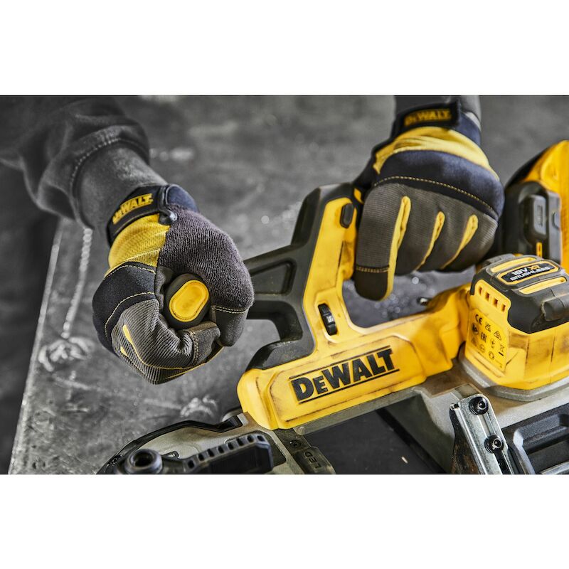 ACCU-LINTZAAG 18V/BODY      DCS378N         DEWALT