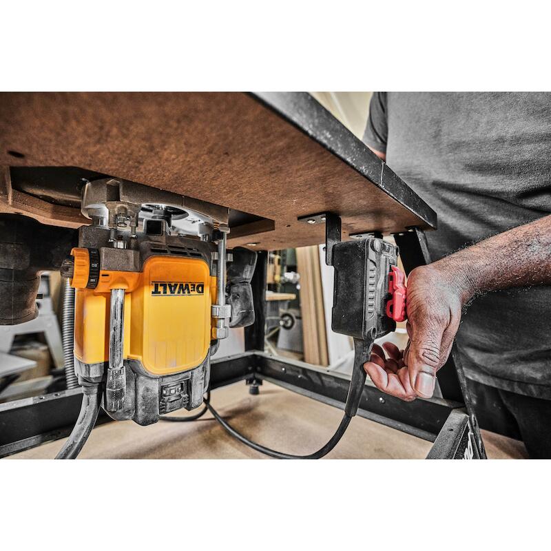 DÉFONÇEUSE 2300W            DWE627KT        DEWALT