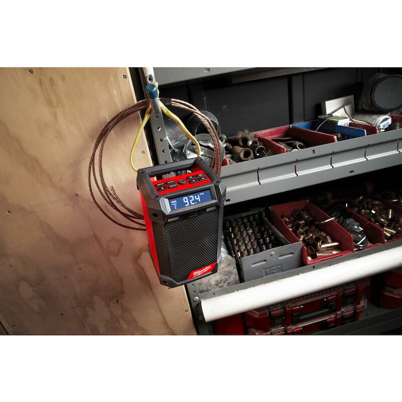 RADIO/CHARGEUR DAB+         M12 RCDAB+-0 MILWAUKEE