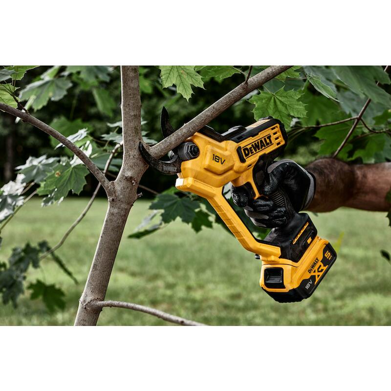 SÉCATEUR ACCU 18V/5AH       DCMPP568P1      DEWALT