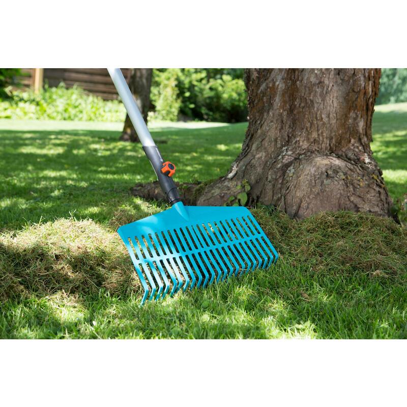 BALAI À GAZON 43CM          3101           GARDENA