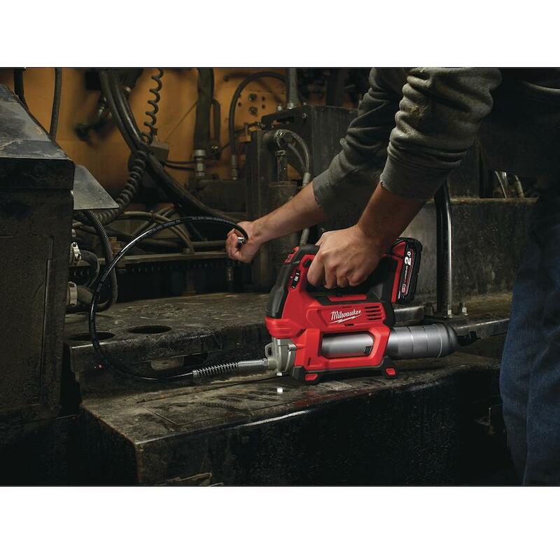 ACCUVETPOMP 18V/BODY        M18 GG-0     MILWAUKEE