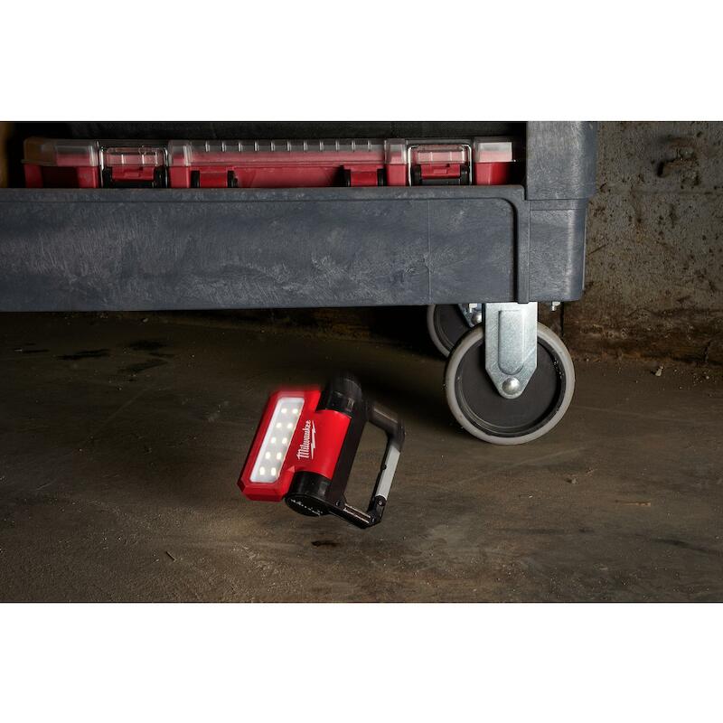 Milwaukee - Projecteur de chantier sans fil - L4 FFL-301 - 4 V - 1x 3,0 Ah - 550 lm - 03205909