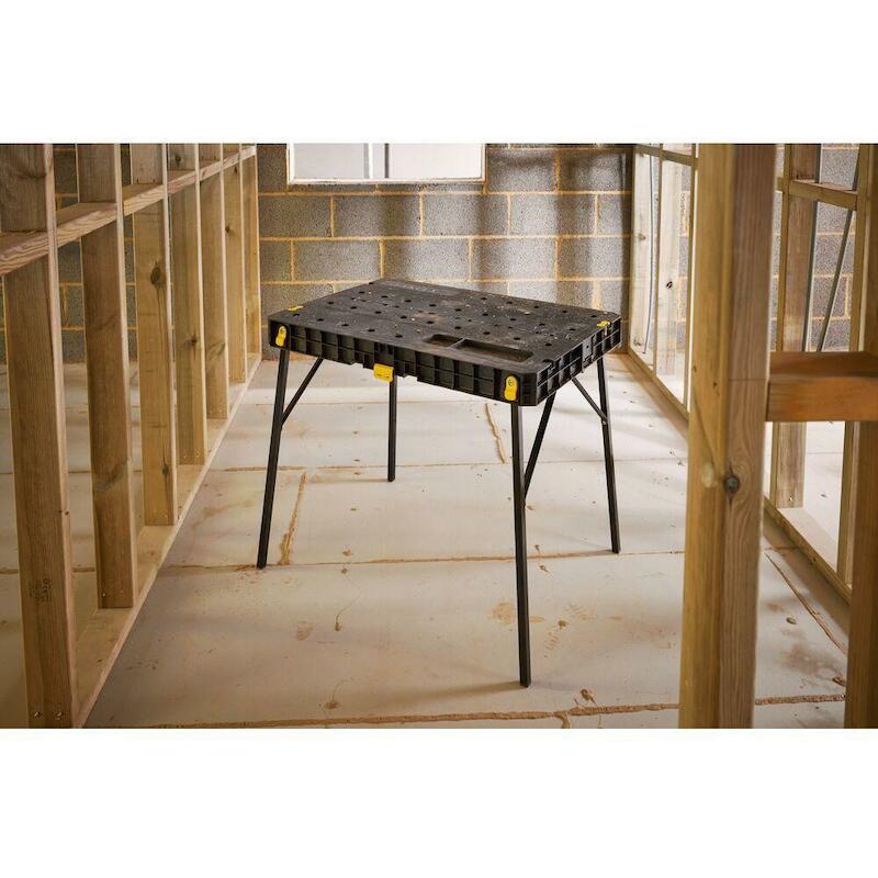 WERKTAFEL VOUWBAAR ESSENT.  STST83492-1    STANLEY