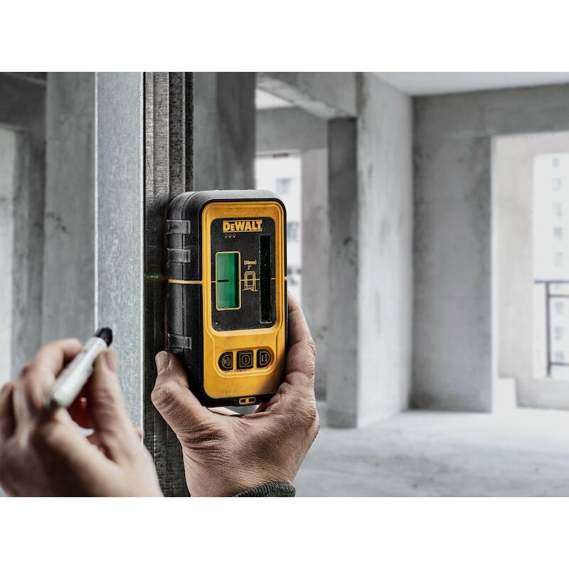DÉTECTEUR DIGITAL LASER     DE0892G         DEWALT