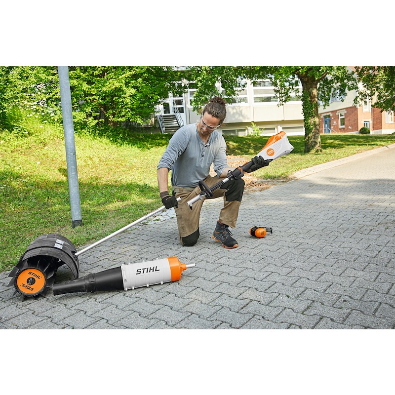 COMBITOOL/ACCU 36V/BODY     KMA 135 R        STIHL