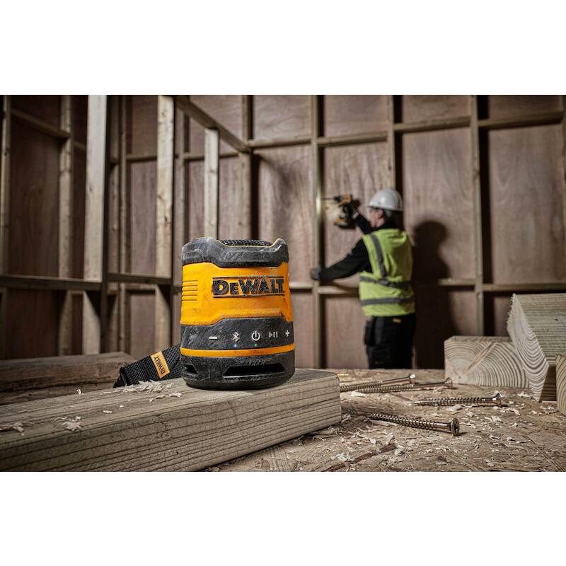 LUIDSPREKER USB-C 3,7V      DCR009          DEWALT