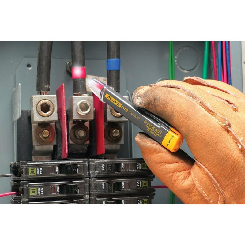 SPANNINGZOEKER/ZAKLAMP LED  LVD2   1XAAA     FLUKE