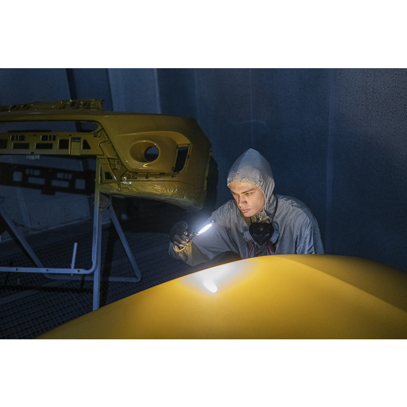 ZAKLAMP 600LM-5U            W7R WORK OPLAADB.  LED