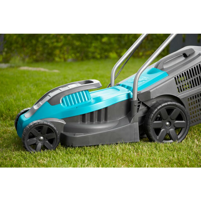 GRASMAAIER 1100W/32MM       POWERMAX       GARDENA