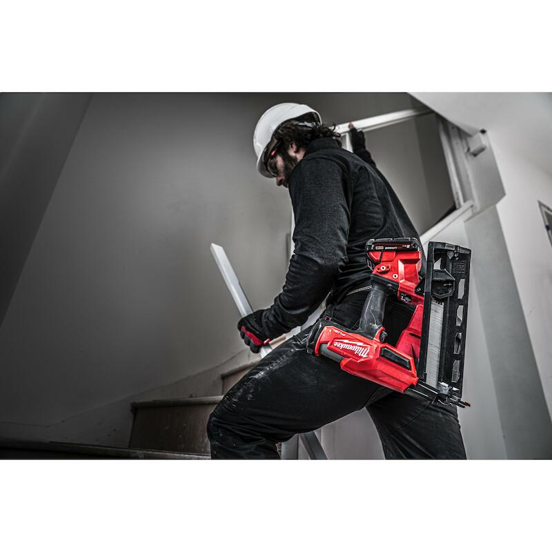 ACCU-NIETMACHINE 18V/2X2AH  M18 FN16GA-202X MILWAU