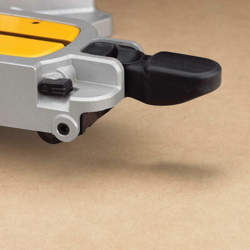 AFKORTZAAG 1675W/305MM      DWS780          DEWALT