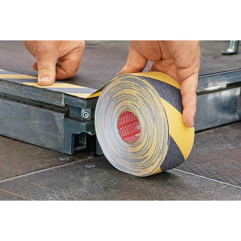 RUBAN ADH.ANTISLIP JAUNE/N. 60951 50MMX15M    TESA
