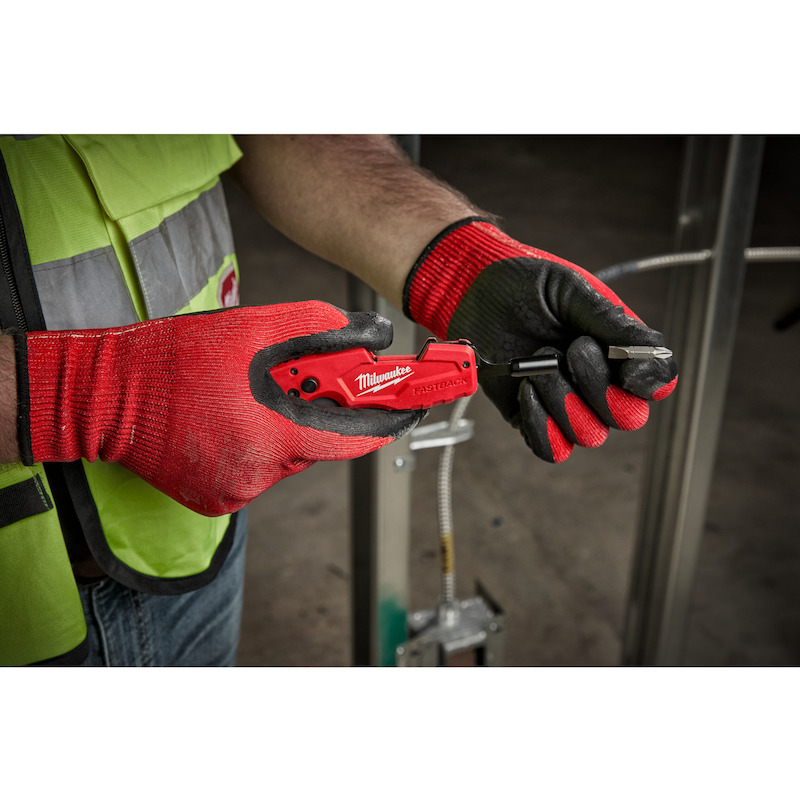 COUTEAU DE POUCHE 6 EN 1    4932478559   MILWAUKEE