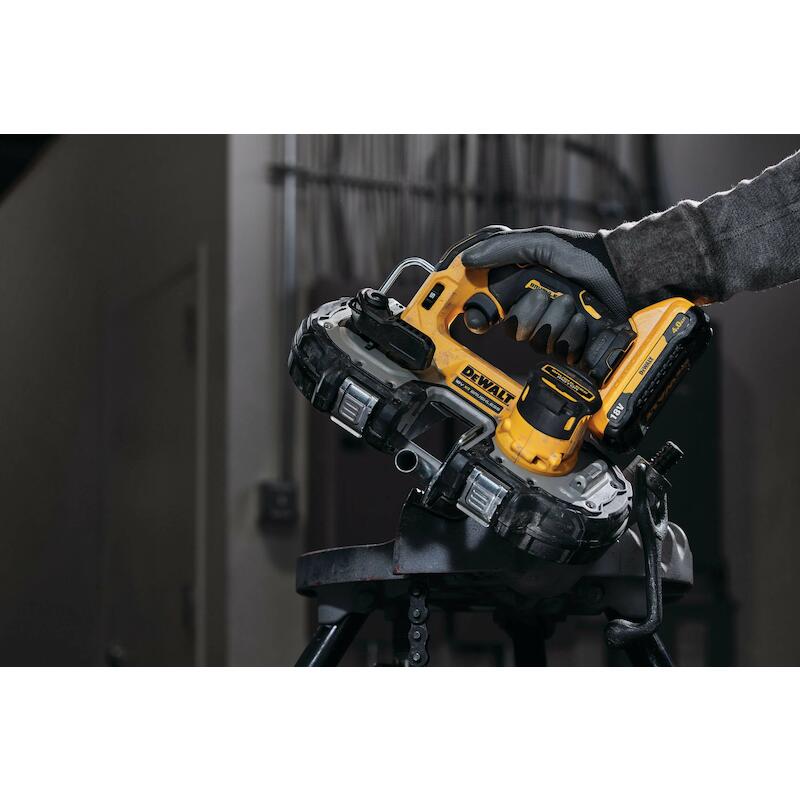 ACCU-LINTZAAG 18V/BODY      DCS377NT (TSTAK)DEWALT