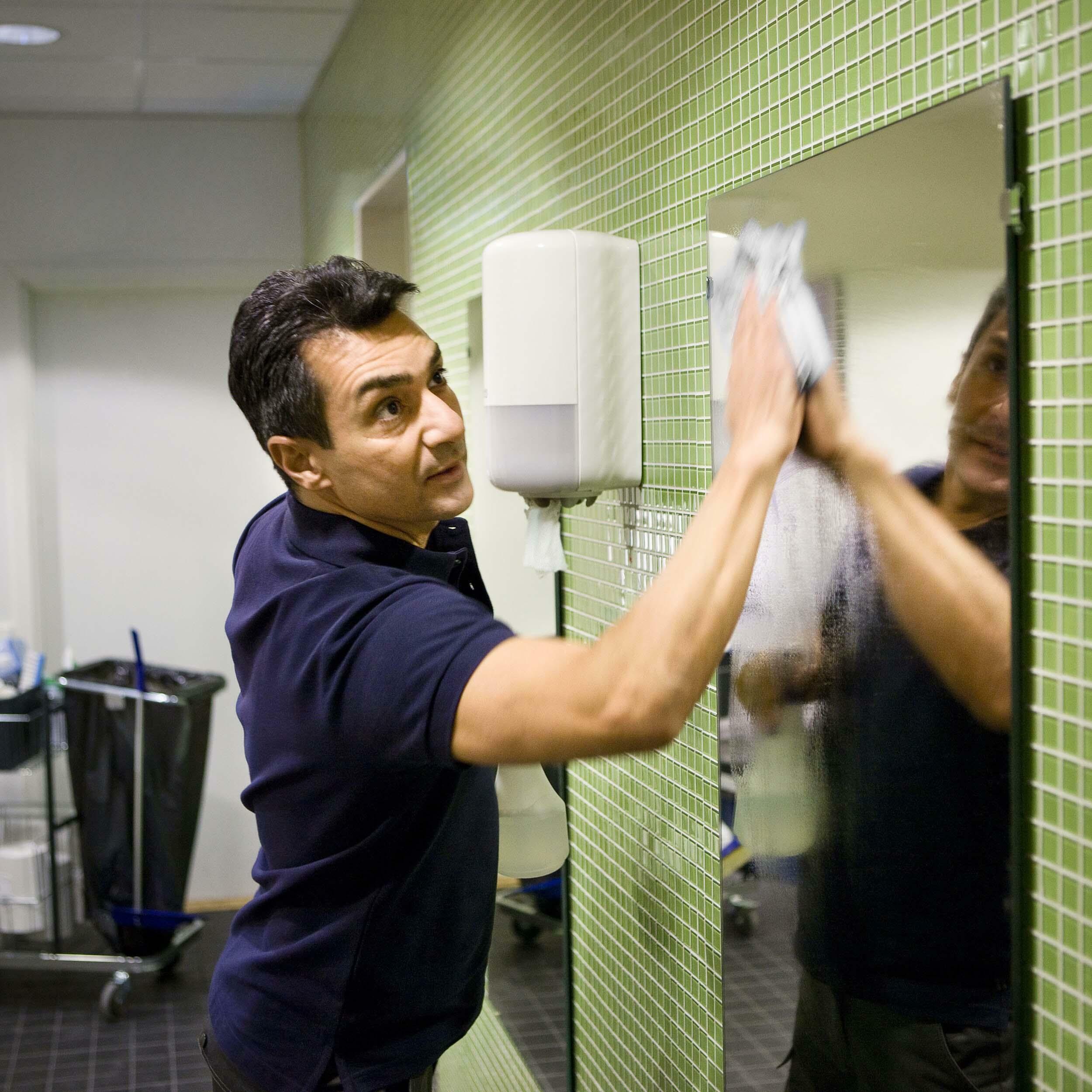 PAPER 2 PLY - TORK 101221 - ( 214 EA)