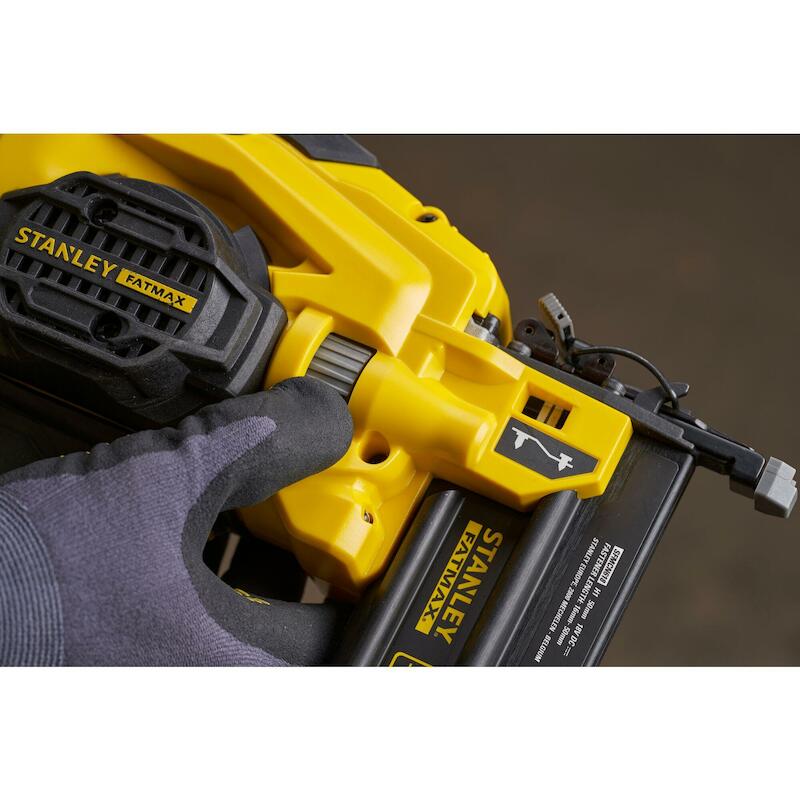 CLOUEUR/ACCU 18V/BODY       SFMCN618B      STANLEY
