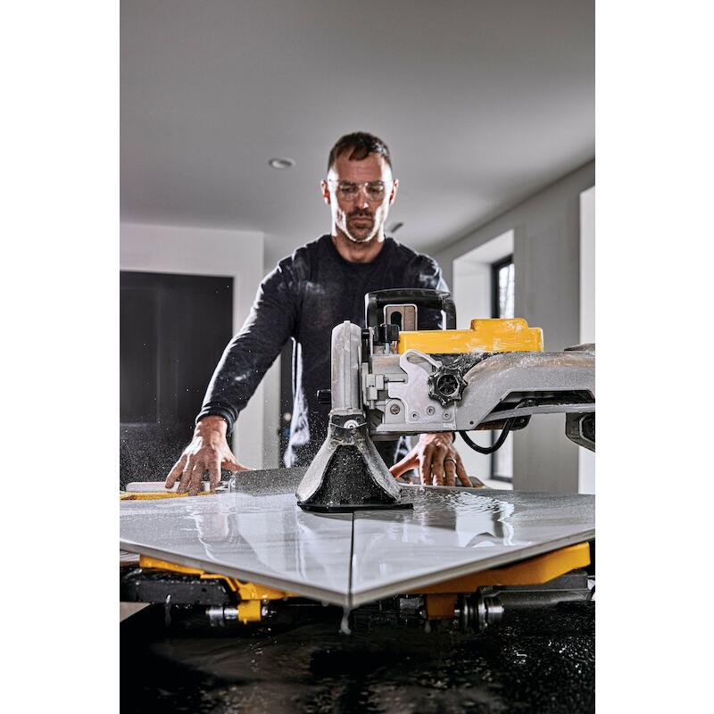 TEGELZAAG 910W              D36000          DEWALT