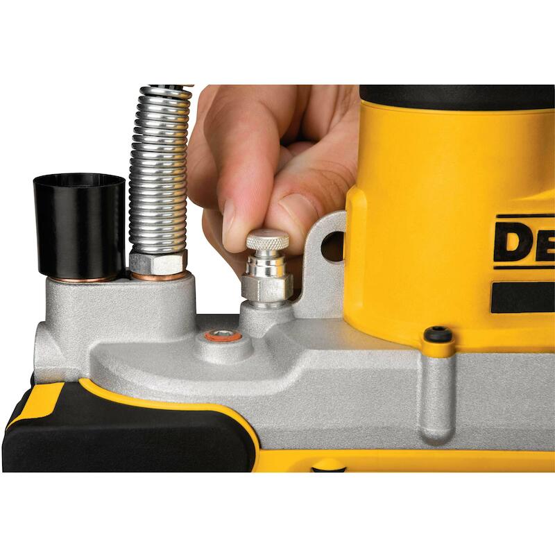 PISTOLET A GRAISSE 18V/4AH  DCGG571M1(COFF) DEWALT