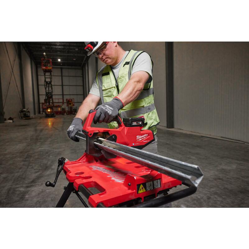 COUPEUR DE PROFIL 18V/BODY  M18 STSO-0B  MILWAUKEE